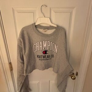 Champion Heather Gray Sweatshirt